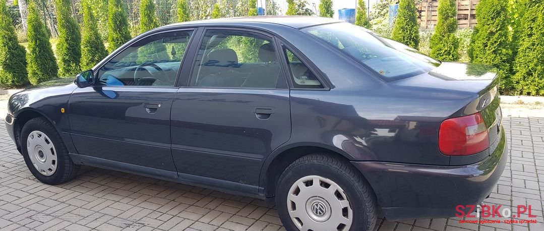 2005' Renault Scenic photo #2