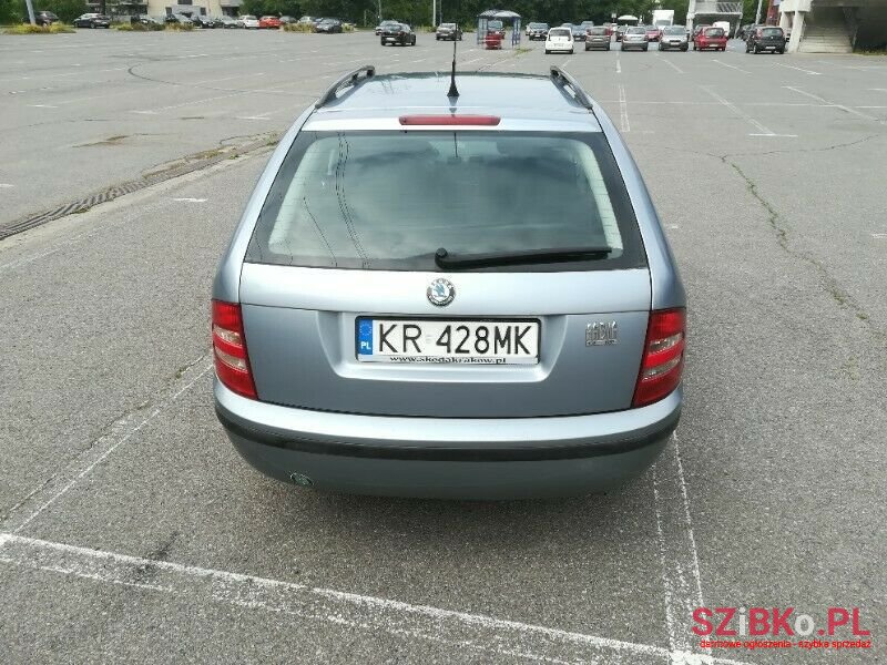 2003' Skoda Fabia photo #3