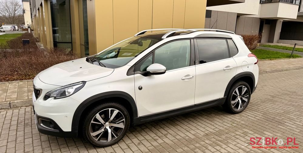 2018' Peugeot 2008 photo #3
