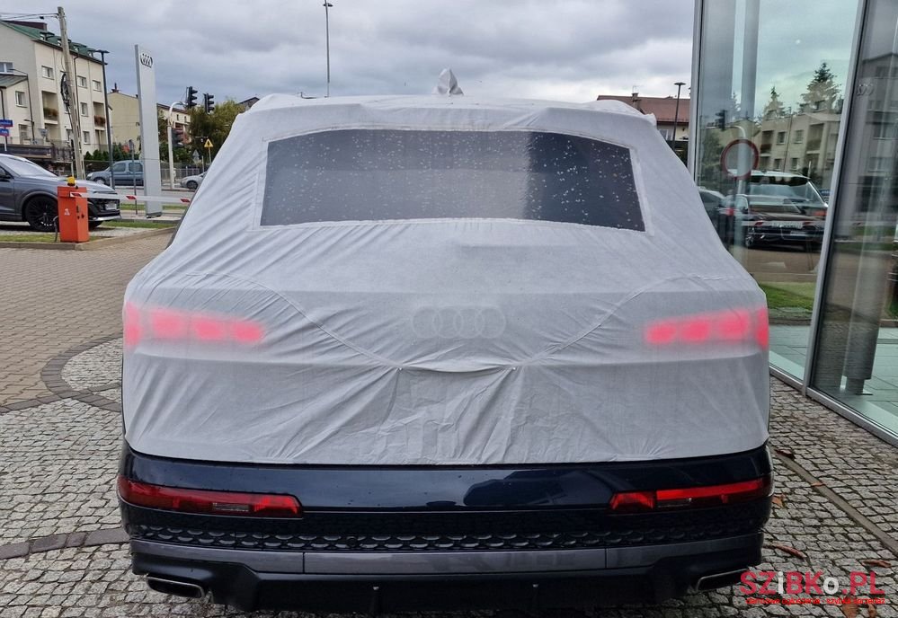 2024' Audi Q7 photo #2