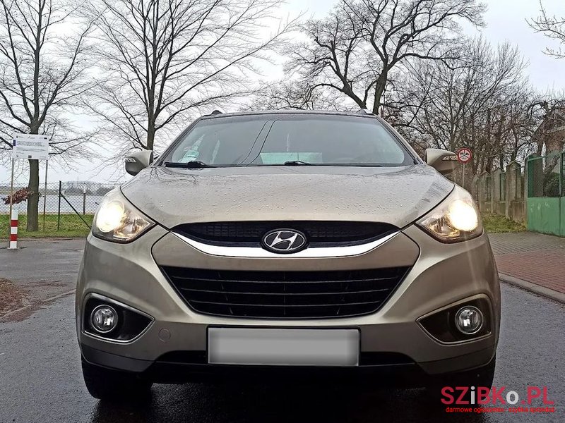 2010' Hyundai ix35 2.0 Crdi Style photo #3