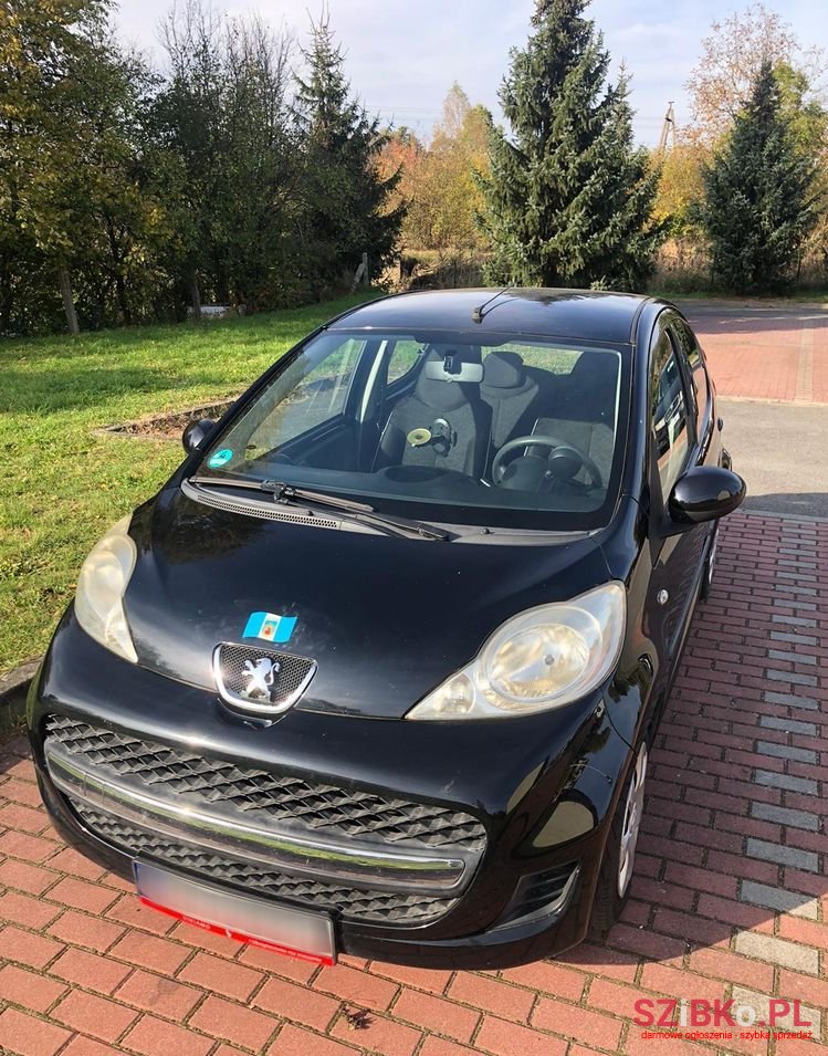 2009' Peugeot 107 photo #1