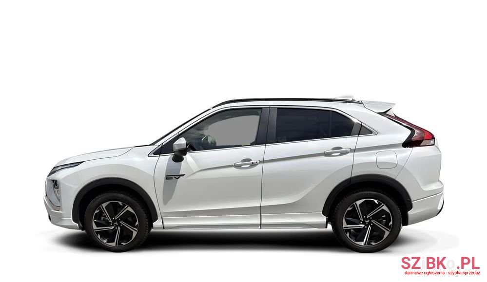 2022' Mitsubishi Eclipse Cross photo #2