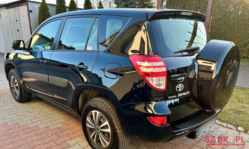 2012' Toyota RAV4 photo #5