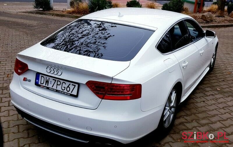 2010' Audi S5 photo #4