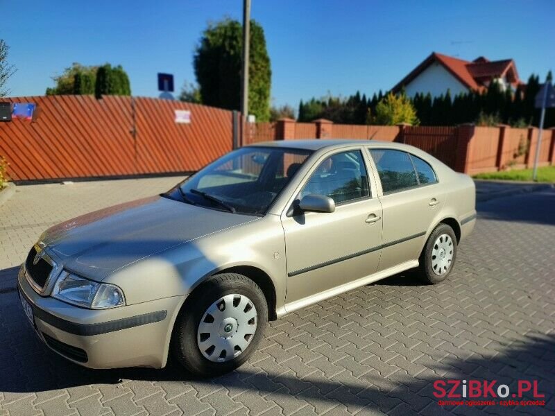 2006' Skoda Octavia photo #3