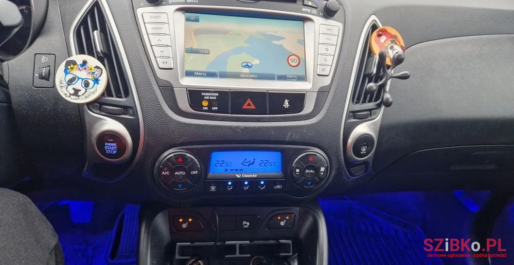 2011' Hyundai ix35 photo #3