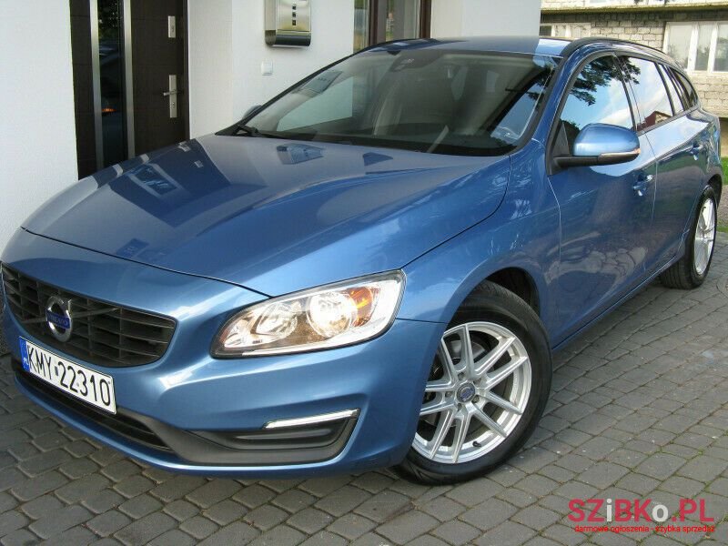 2015' Volvo V60 photo #2