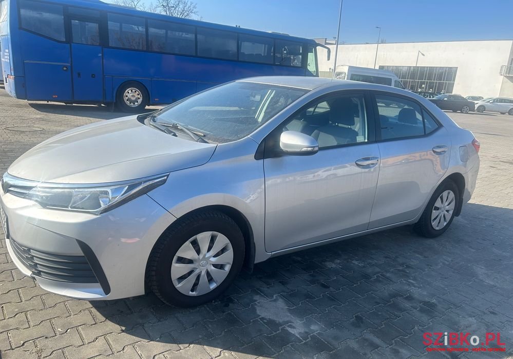 2018' Toyota Corolla 1.6 Active photo #1