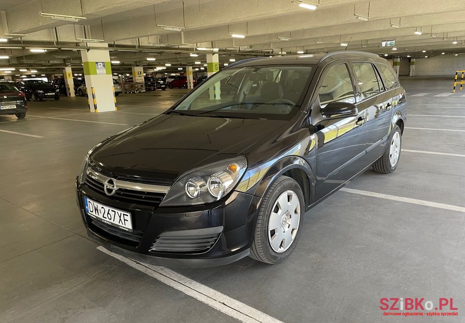 2006' Opel Astra photo #2