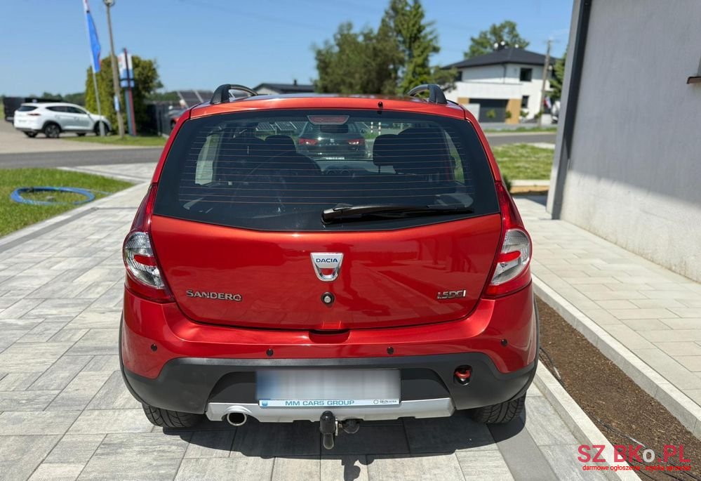 2011' Dacia Sandero Stepway photo #4