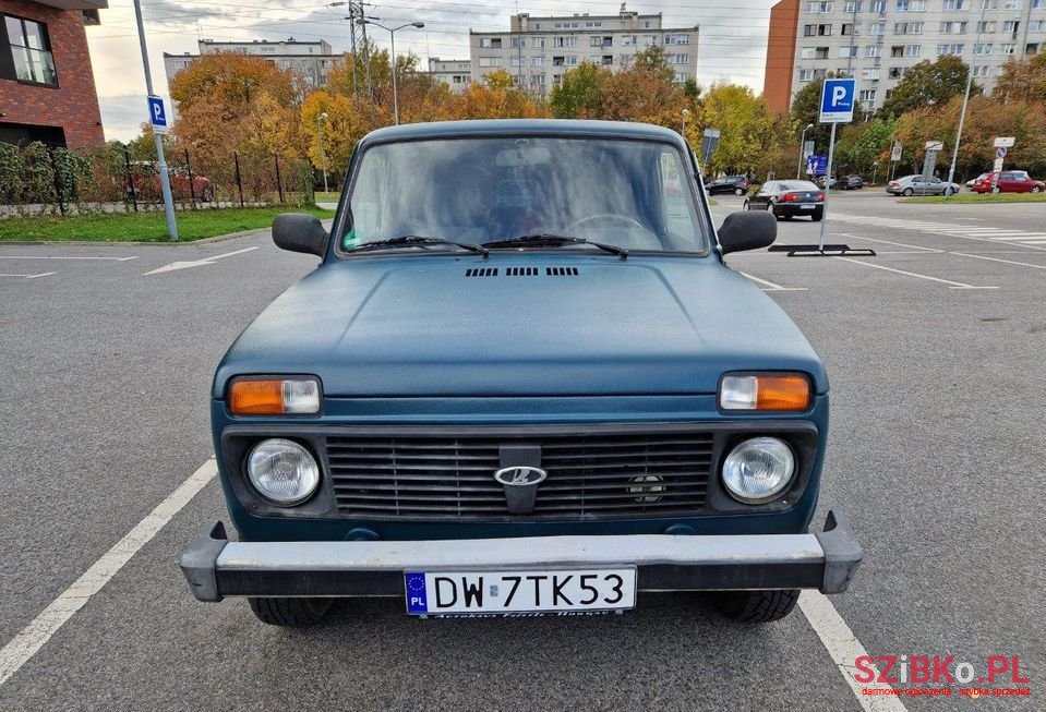 2011' Lada Niva photo #1