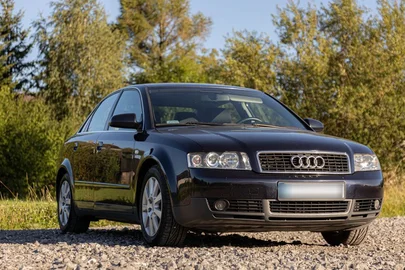 2002' Audi A4 Limousine
