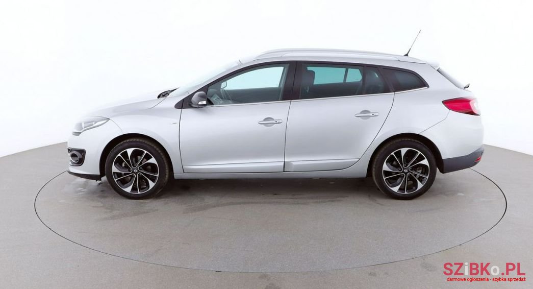 2015' Renault Megane photo #1