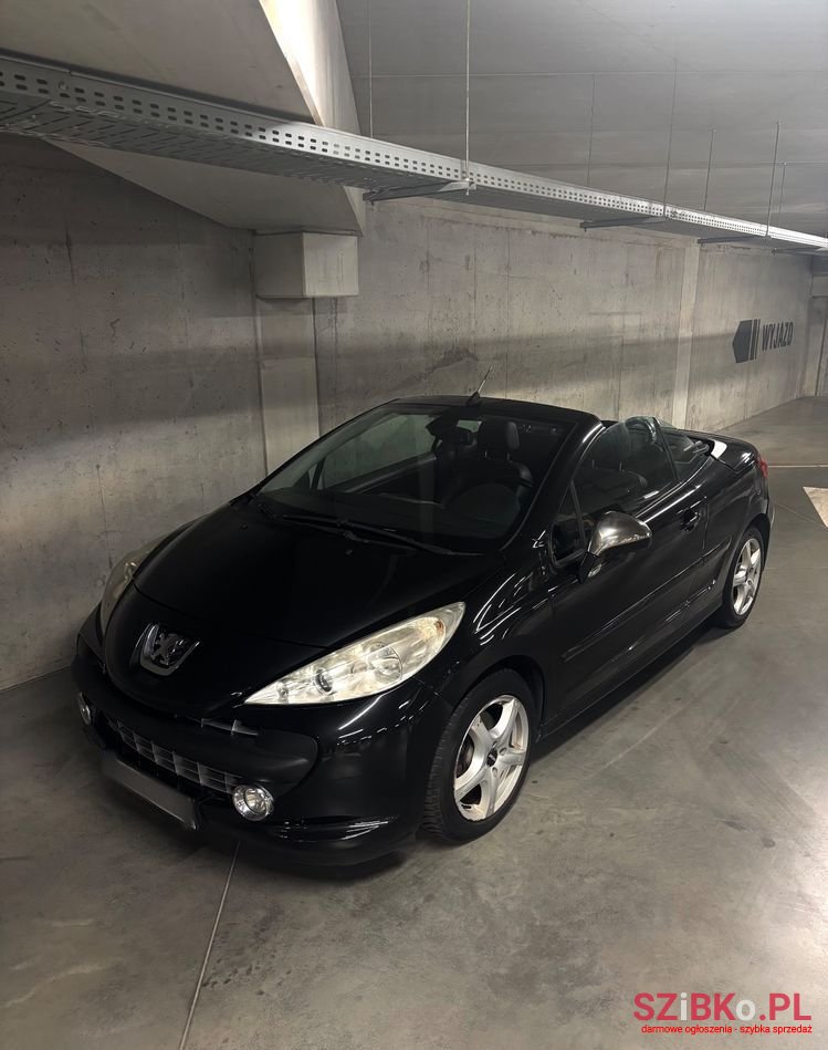 2008' Peugeot 207 1.6 Turbo Platinum photo #2
