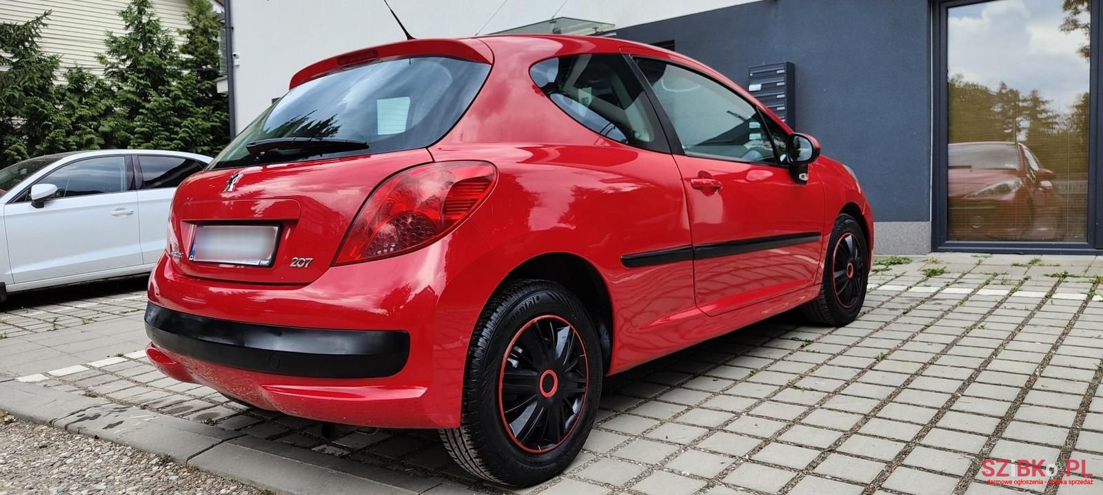 2009' Peugeot 207 photo #5