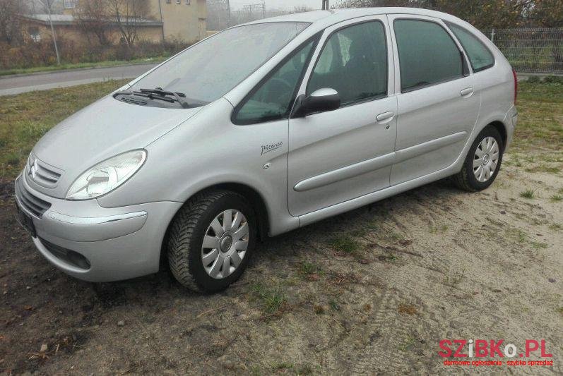 2007' Citroen Xsara Picasso photo #1