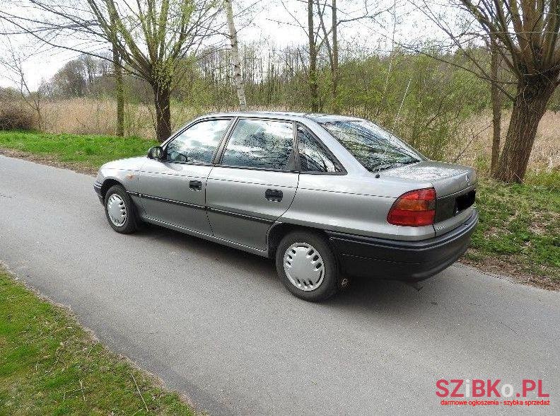 1995' Opel Astra photo #2