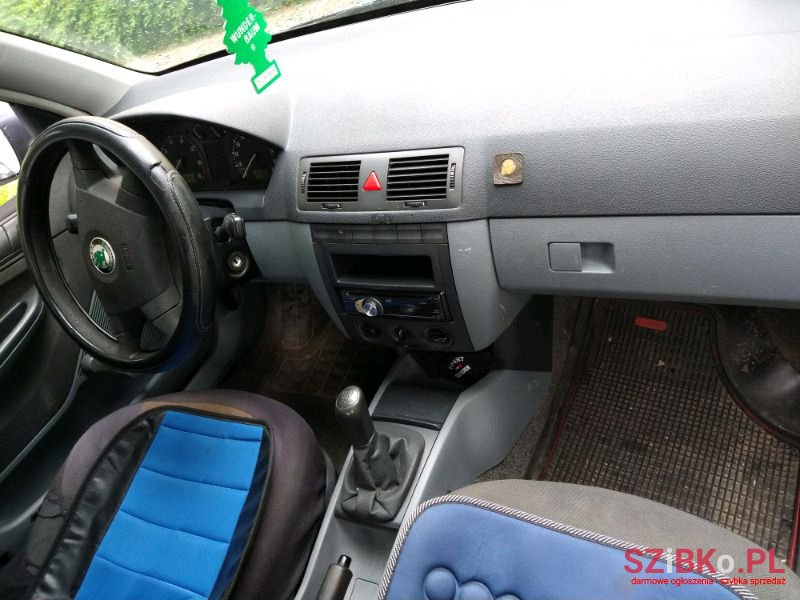 2003' Skoda Fabia photo #4
