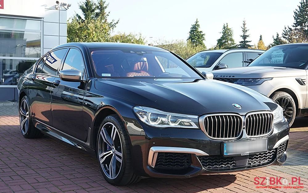 2017' BMW 7 Series photo #2