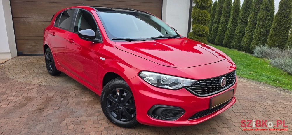 2017' Fiat Tipo photo #1