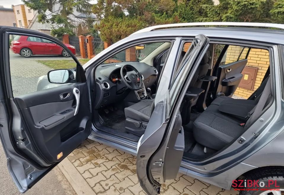 2009' Renault Koleos photo #6