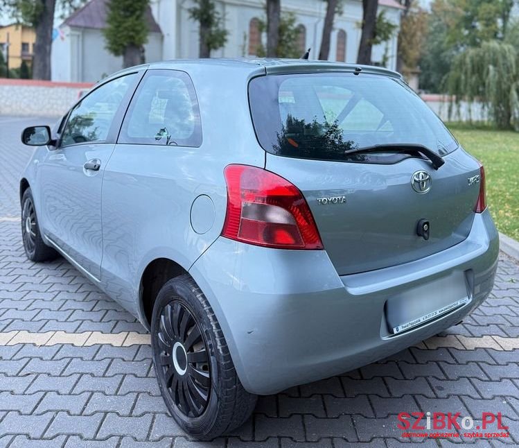 2007' Toyota Yaris 1.0 Luna A/C photo #5