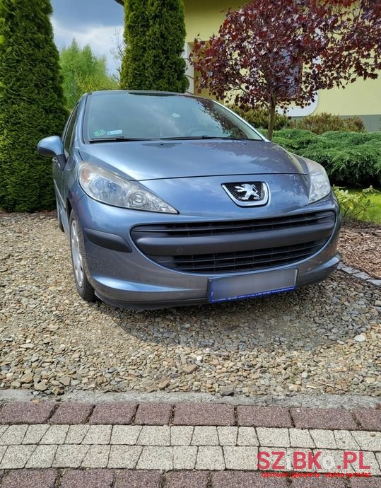 2006' Peugeot 207 photo #2