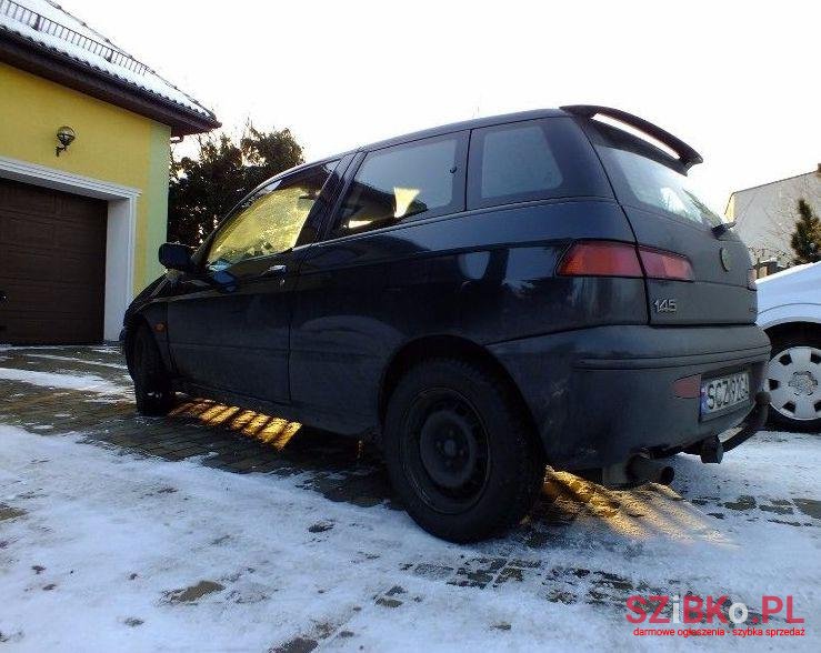 1999' Alfa Romeo 145 photo #1