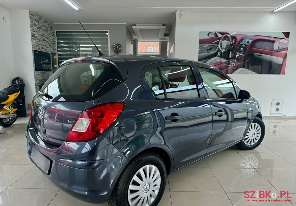 2008' Opel Corsa 1.4 16V Edition photo #5