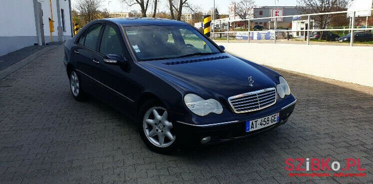 2003' Mercedes-Benz Klasa C photo #1
