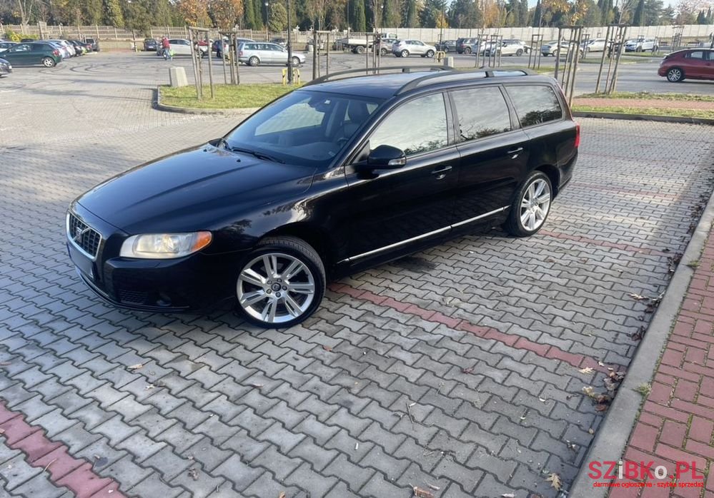 2009' Volvo V70 photo #1