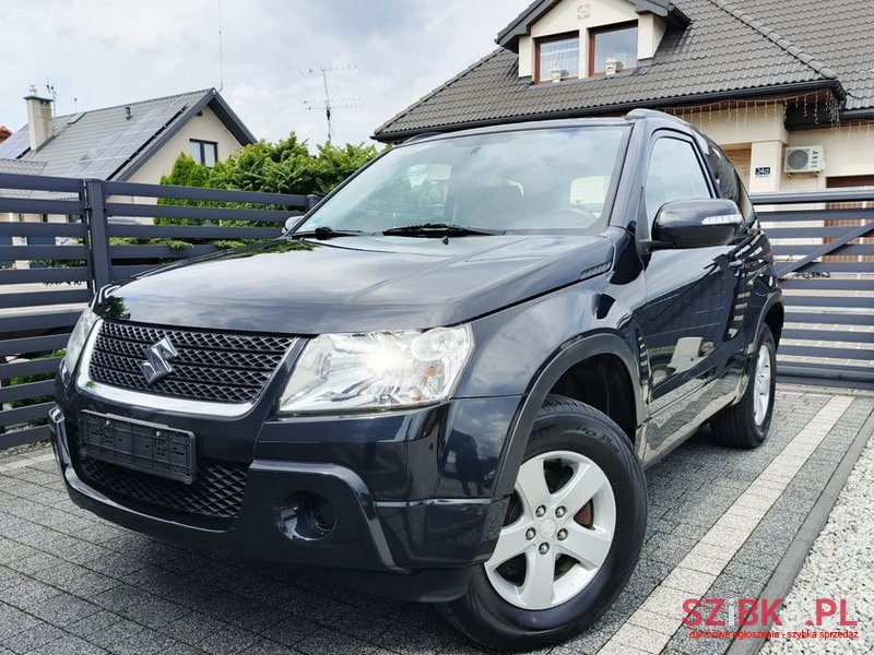 2011' Suzuki Grand Vitara photo #1