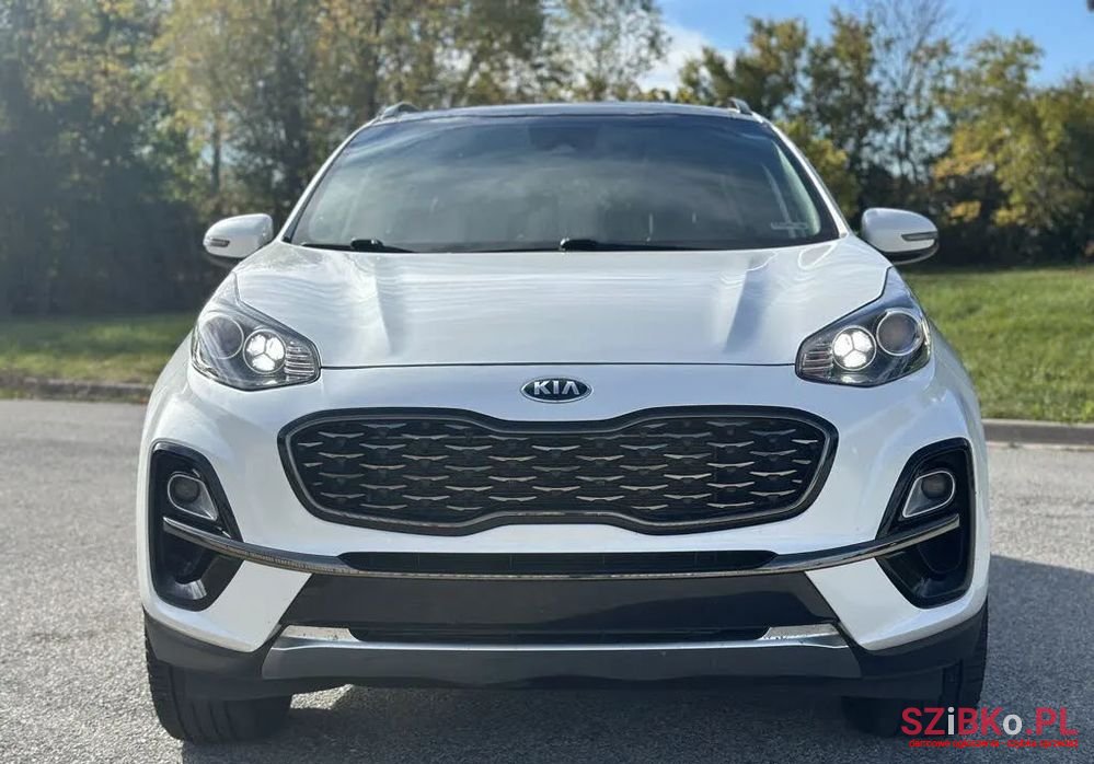 2020' Kia Sportage photo #2