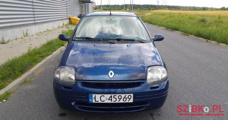 2001' Renault Thalia photo #2