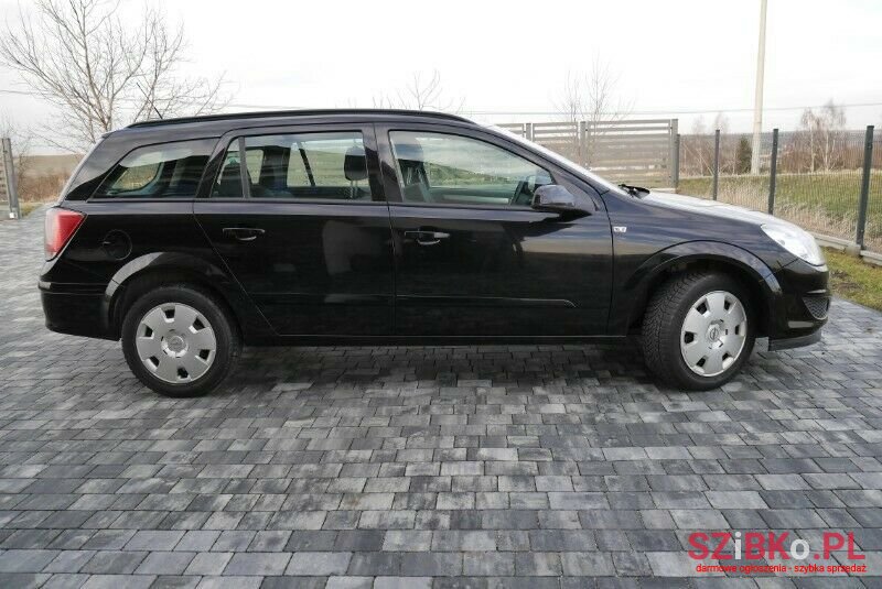 2007' Opel Astra photo #4