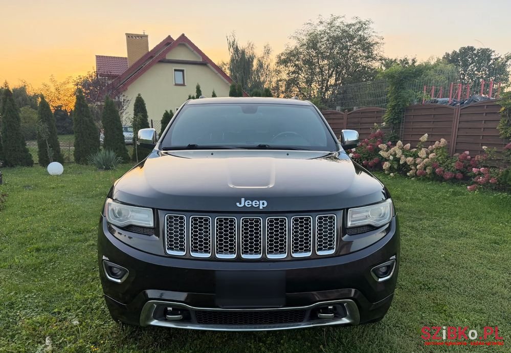2014' Jeep Grand Cherokee photo #2