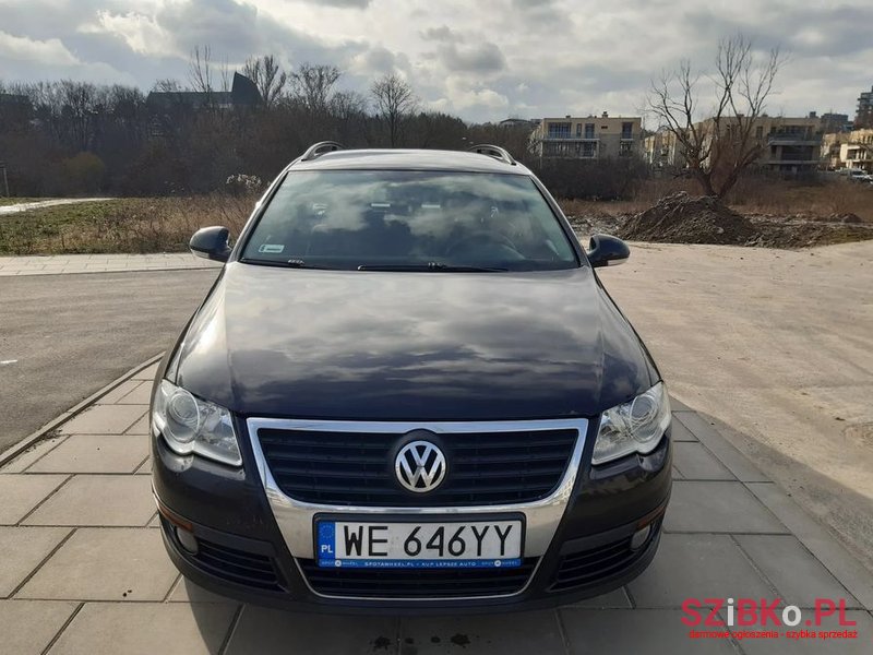 2006' Volkswagen Passat photo #3