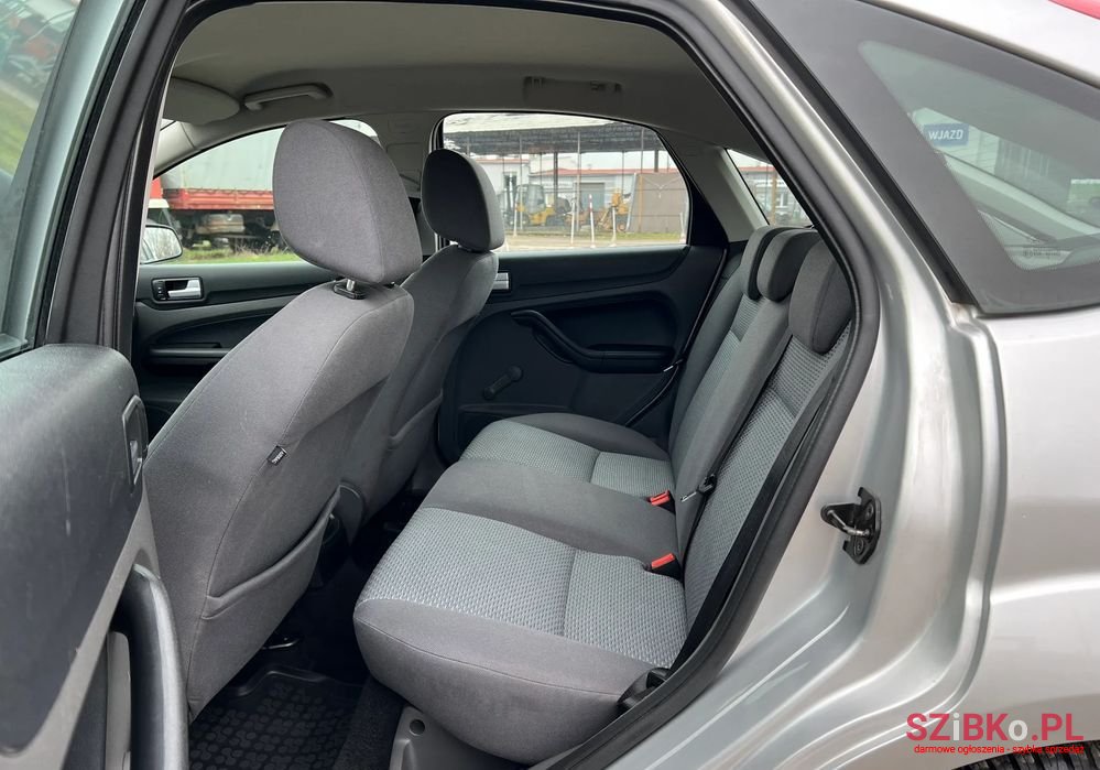 2005' Ford Focus 1.6 Comfort photo #5