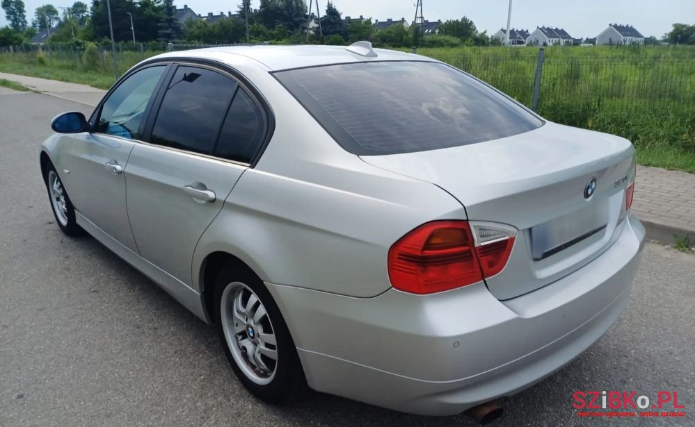 2006' BMW 3 Series 320I photo #4