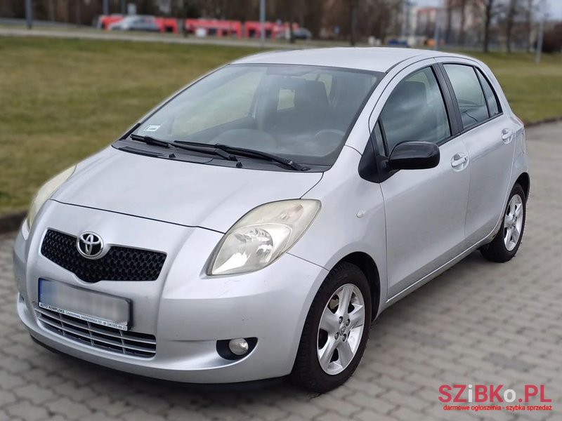 2006' Toyota Yaris 1.3 photo #1