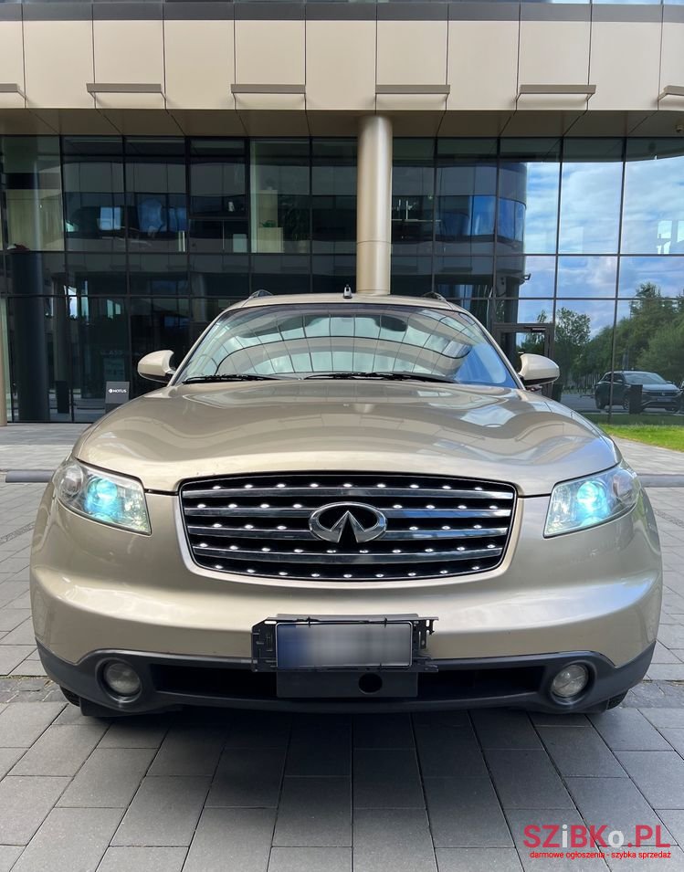 2005' Infiniti FX photo #3