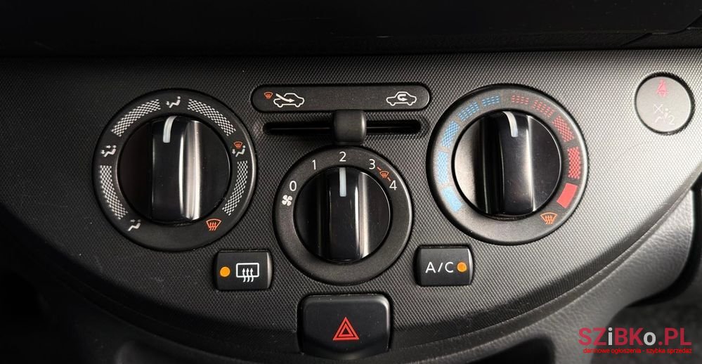 2009' Nissan Note 1.4 Acenta Eu5 photo #6