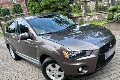 2011' Mitsubishi Outlander 2.0 Intense 2Wd