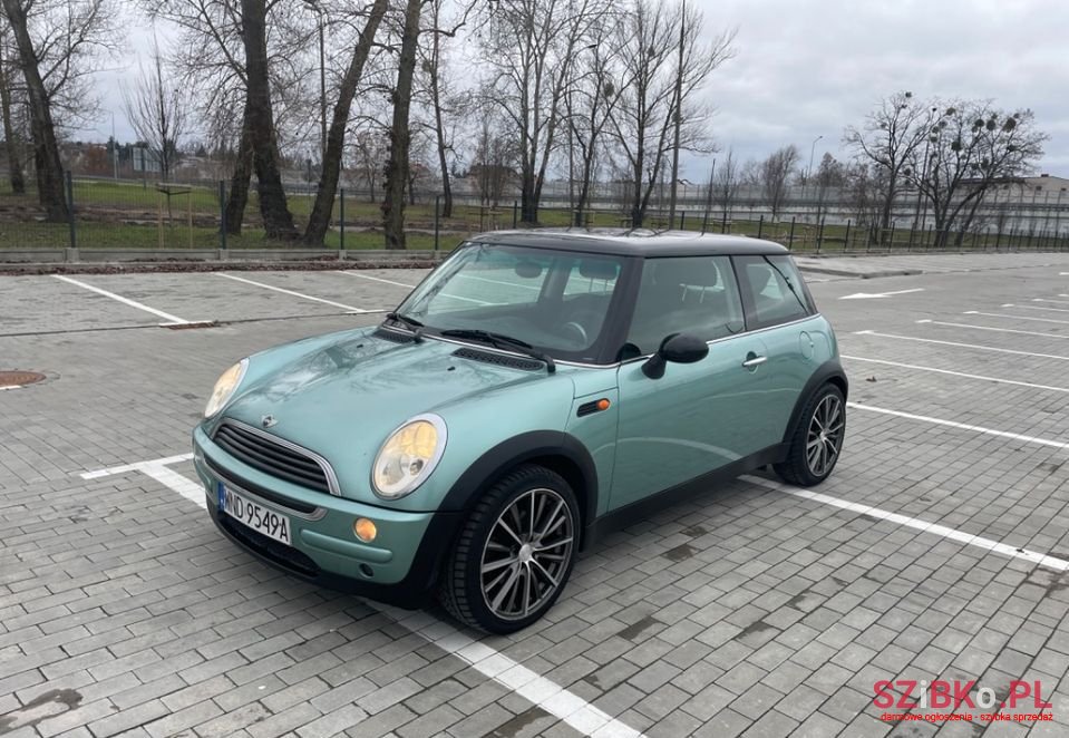 2002' MINI One photo #1