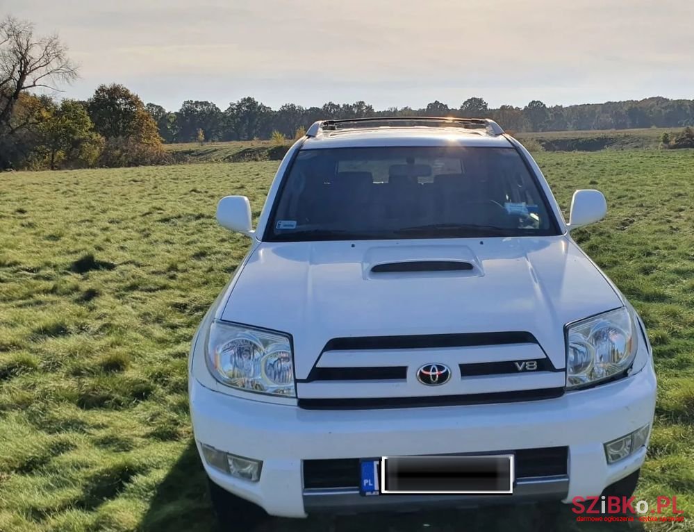 2004' Toyota 4Runner photo #6