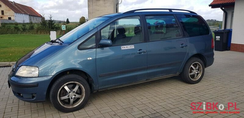 2002' Volkswagen Sharan photo #1