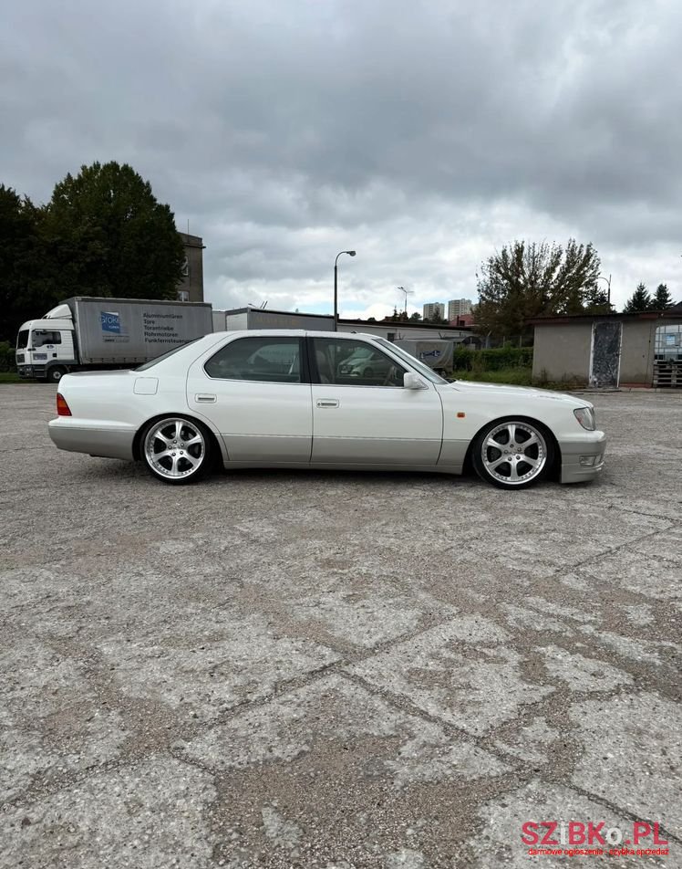 1998' Toyota Celsior photo #5