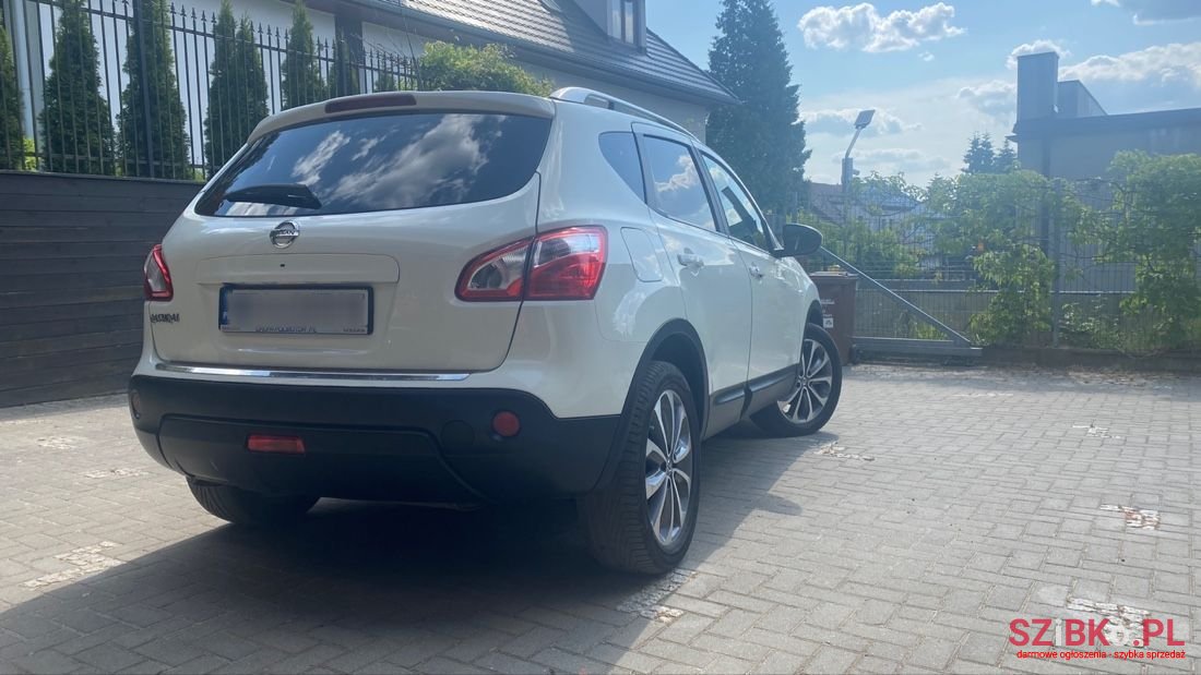 2013' Nissan Qashqai photo #2