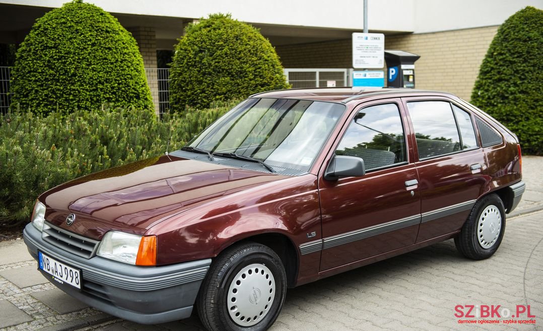 1991' Opel Kadett photo #2